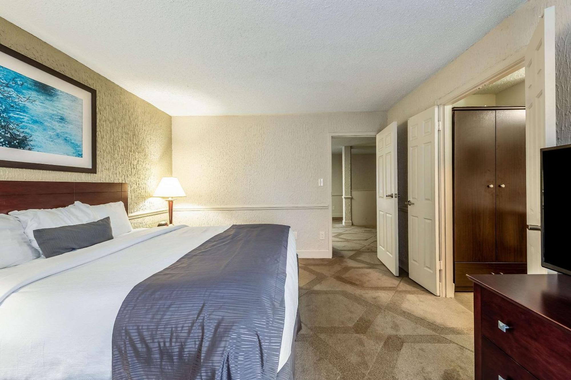 The Blu Hotel Blue Ash Cincinnati, Ascend Hotel Collection Exteriér fotografie